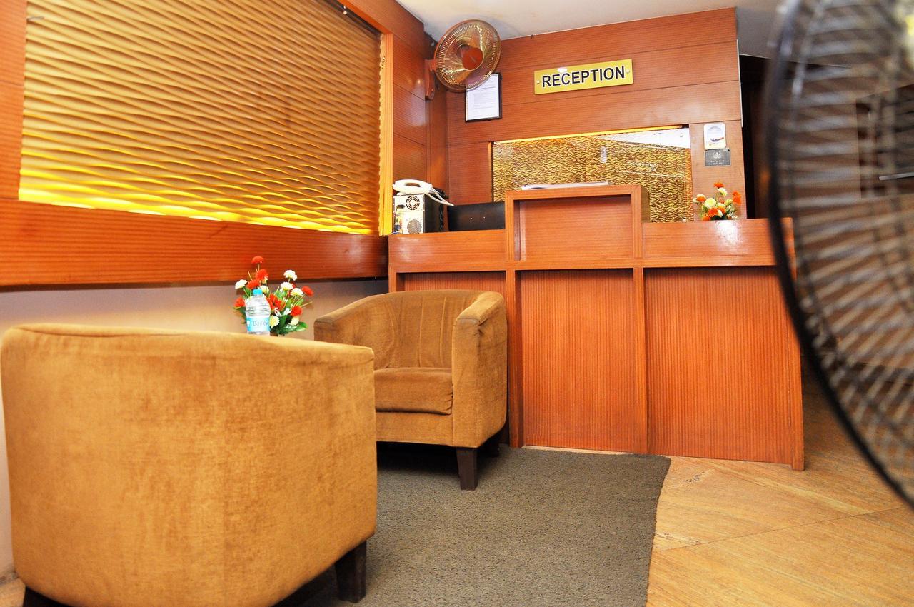 Royal Avenue Hotel บังกาลอร์ ภายนอก รูปภาพ